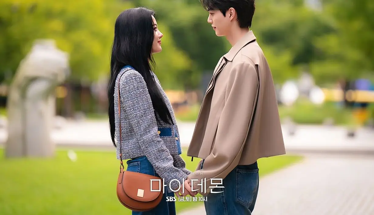 Lalu akan kah kekuatan Song Kang sebagai iblis kembali dan cinta mereka abadi? [Foto: Instagram/sbsdrama.official]