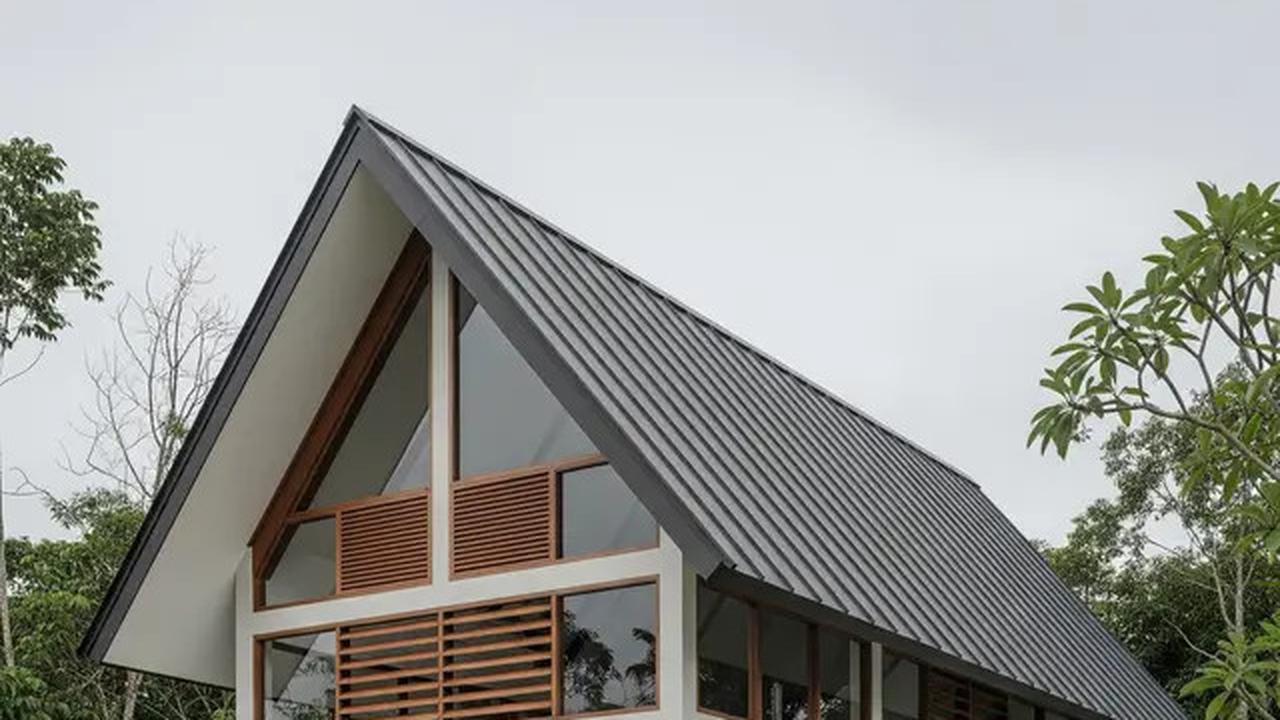 7 Model Rumah Sederhana Tapi Mewah dengan Atap Modern 2025 yang Cocok untuk Tinggal di Desa