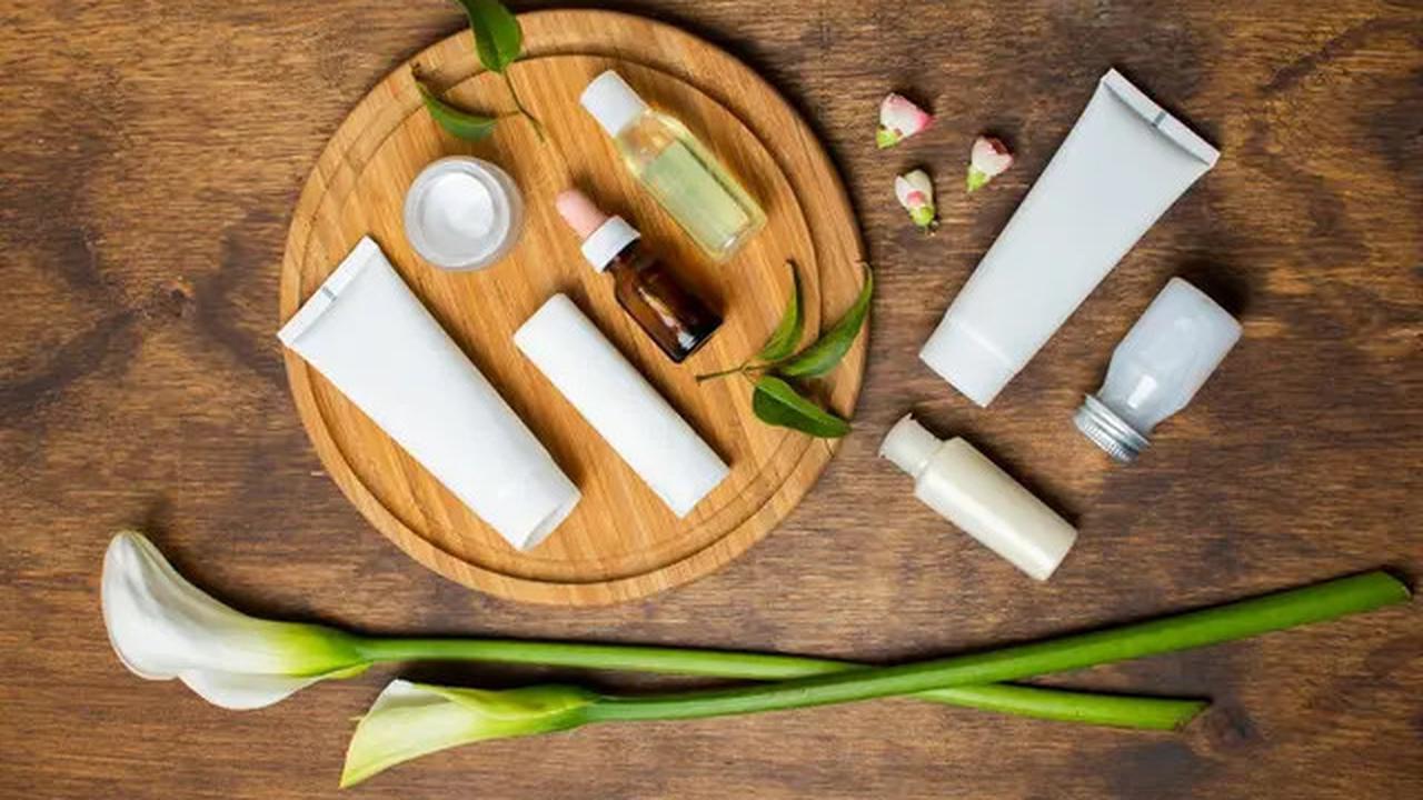 Mengulik Peptida, Bahan Aktif Skincare yang Dipercaya Bisa Mengurangi Kerutan