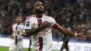 Alexandre Lacazette. Striker asal Prancis berusia 31 tahun ini kembali membela Olympique Lyon di awal musim 2022/2023 setelah dilepas gratis oleh Arsenal. Setelah 5 musim membela The Gunners, kontraknya tak diperpanjang akibat peremajaan dalam skuat Arsenal di bawah kepemimpinan Mikel Arteta. Ia total mencetak 71 gol dan 36 assist dalam 216 laga di semua ajang bareng Arsenal. Awal musim ini ia telah mencetak 4 gol dan 1 assist dalam 6 laga awal Liga Prancis musim 2022/2023. (AFP/Jean Philippe Ksiazek)