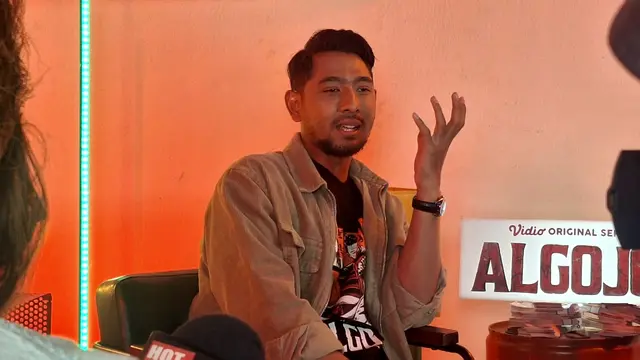 Arya Saloka