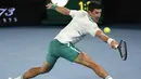 Salah satu kunci yang membuat Djokovic bisa mencetak banyak poin karena ia punya servis yang mematikan. Tercatat lebih dari 70 persen servis pertama Djokovic berhasil menjadi poin. (AP Photo/Andy Brownbill)