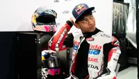 Veda Ega Pratama pada kualifikasi Moto3 Brasil 2026. (Honda Team Asia)