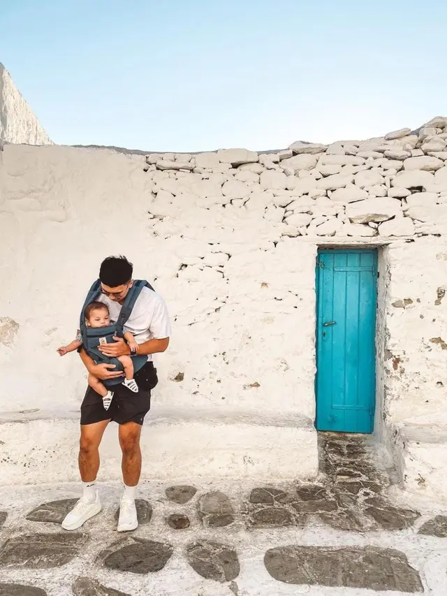 Kebersamaan Indra Priawan dan anak