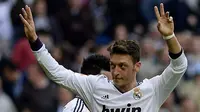 Arsenal Dapatkan Mesut Oezil
