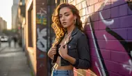 Baddie Artinya Apa? Memahami Istilah Slang Populer, Asal-Usul, dan Evolusi Estetikanya