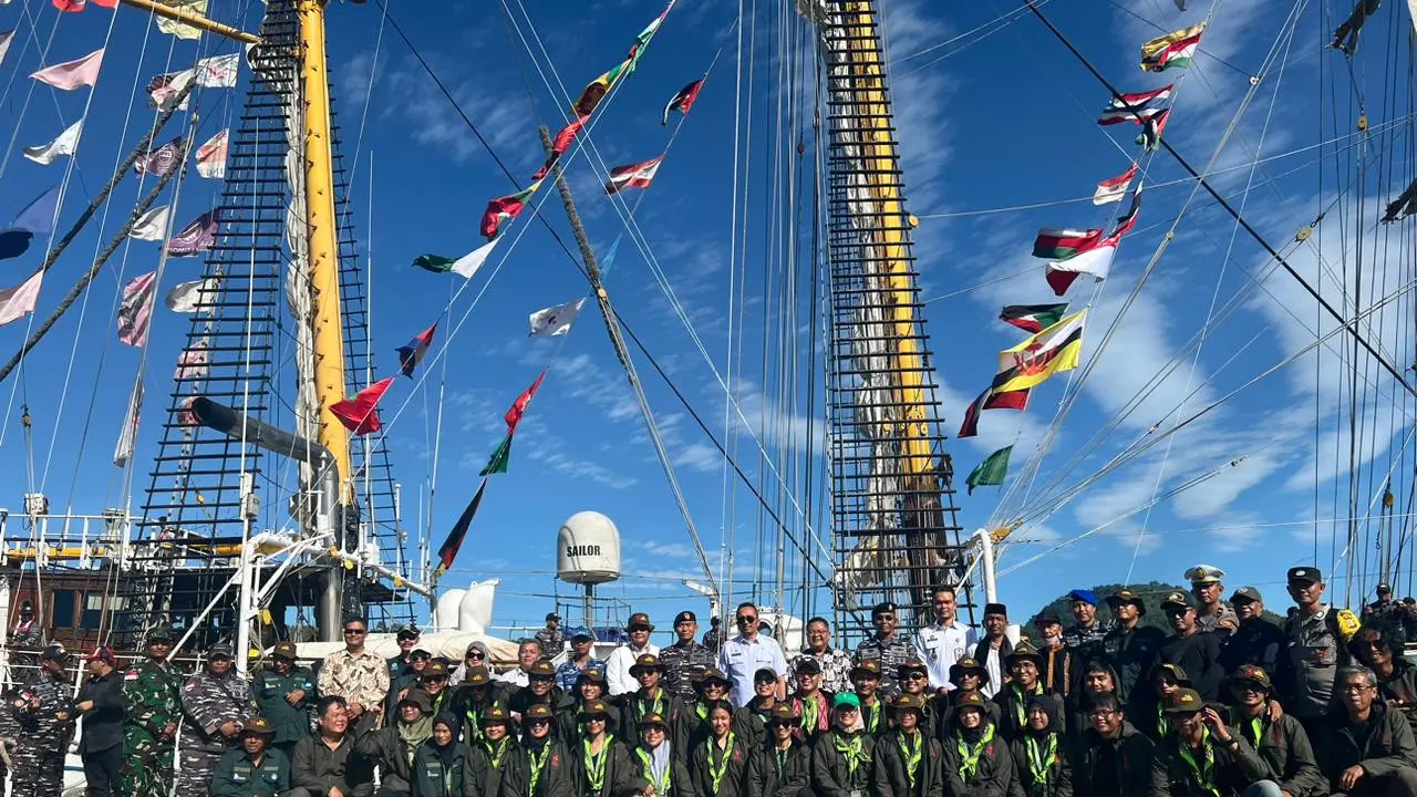 Pelepasan peserta delegasi Muhibah Budaya Jalur Rempah di Dermaga Pelabuhan CT-1 Sabang, Rabu (26/6/2024).