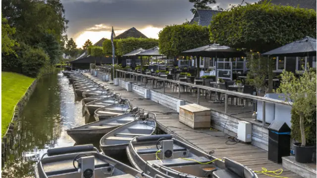 6 Fakta Giethoorn Desa Unik di Belanda, Penampakannya Bak Negeri Dongeng