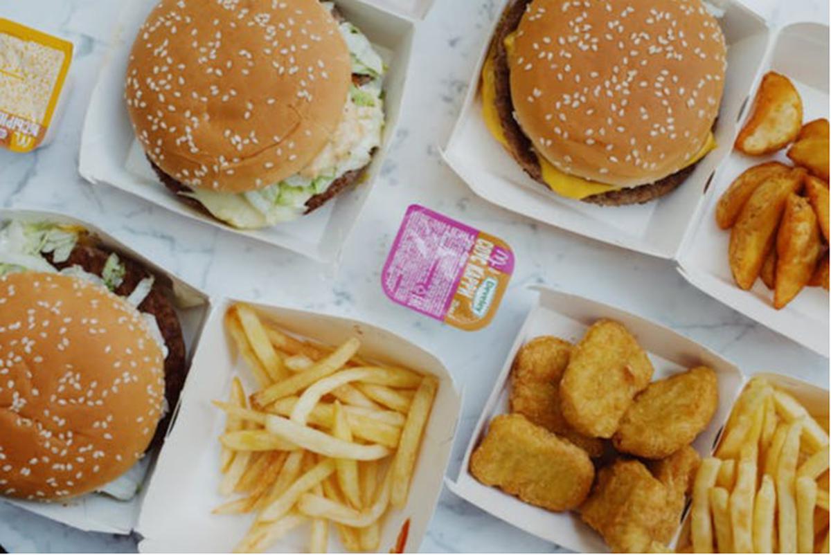Konsumsi Fast Food Berlebihan Bisa Memperpendek Usia, Ini Temuan Peneliti
