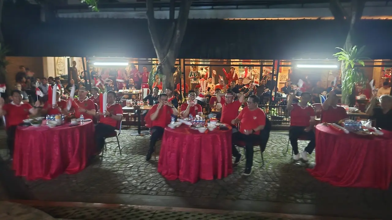 Badan Intelijen Negara Republik Indonesia (BIN RI) menggelar nobar semifinal AFC U-23 antara Indonesia vs Uzbekistan. Kegiatan tersebut diadakan di Mako BIN, Jakarta, Senin (29/4) malam (Istimewa)