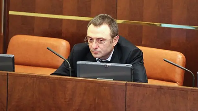 suleiman-kerimov-140207c.jpg