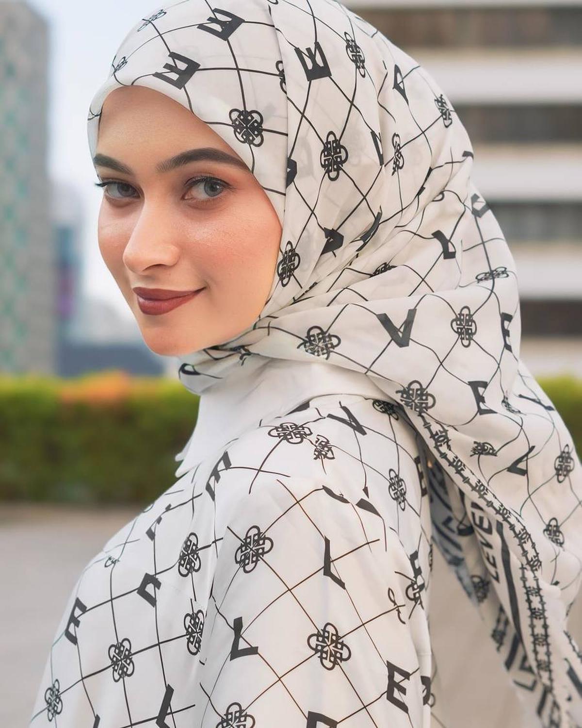 Dulu Nikah Seumur Jagung, 8 Potret Terbaru Valda Alviana Mantan Istri Reza Zakarya yang Makin Cantik Memesona