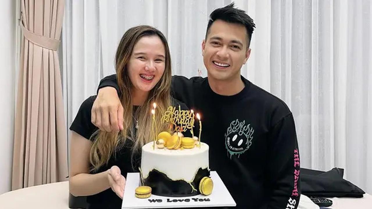 Eza Gionino Akui Pisah Rumah Sejak Pertengahan Agustus, Mengaku Kini Tak Tahu Keberadaan Anak Istri