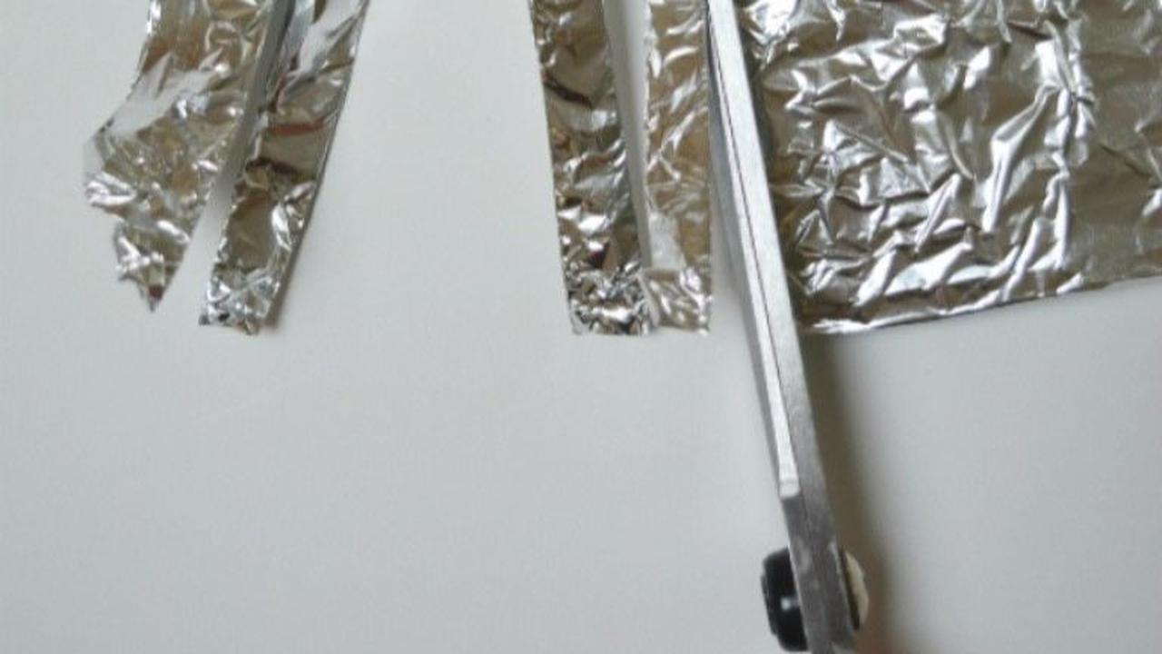 <b>Siapkan Aluminium Foil</b>
