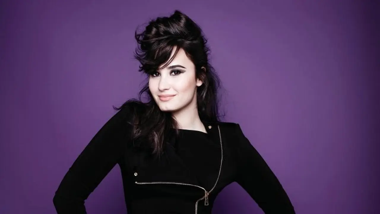 Demi Lovato Minta Pemerintah AS Serius Mengurus Penyakit Mental