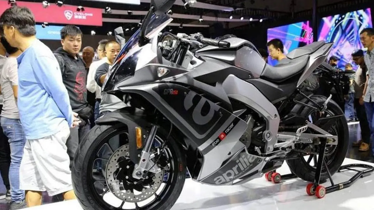 Aprilia GPR 250 (Motorbeam)