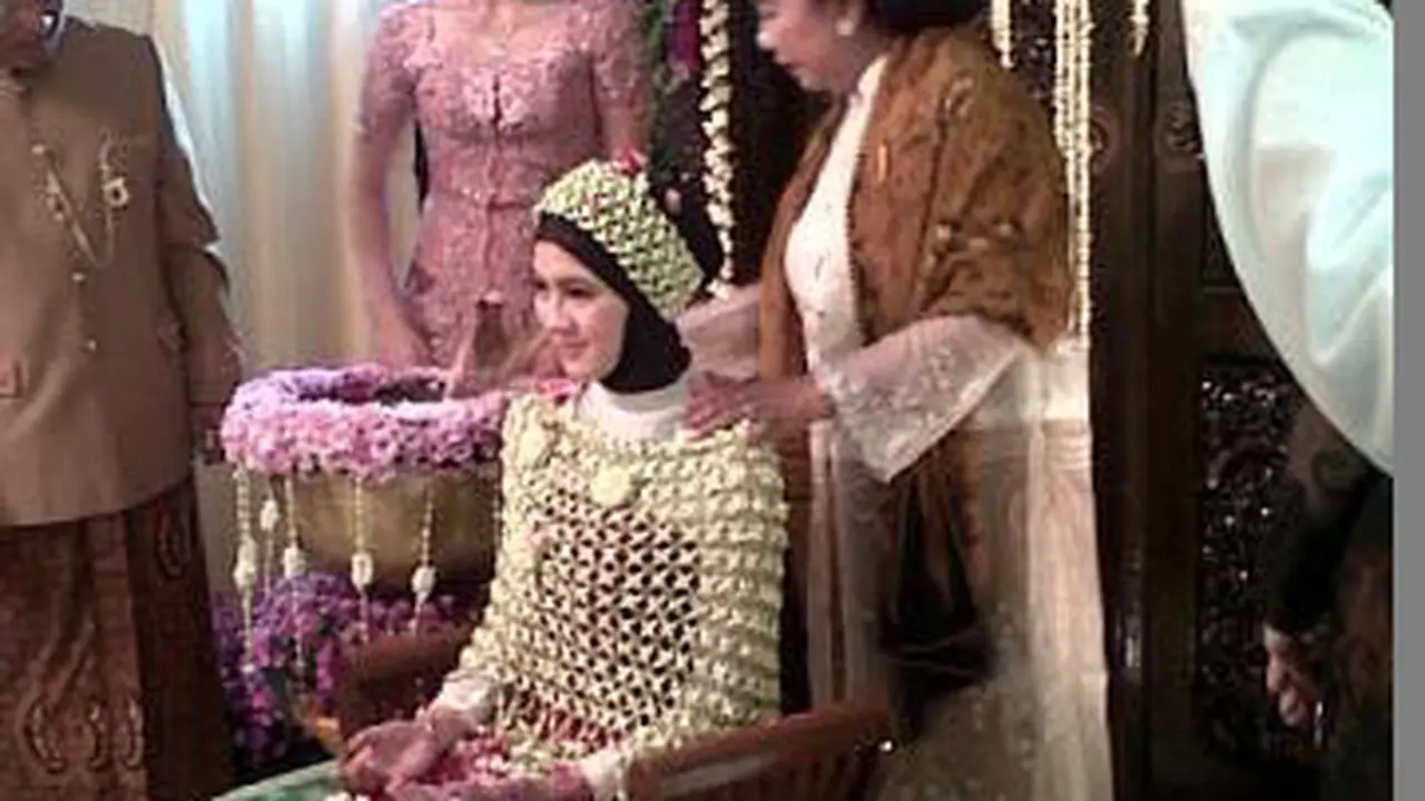 Jelang Nikah, Alyssa Soebandono Jalani Siraman