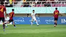 Uzbekistan mengejutkan Spanyol di babak kedua. Amirbek Saidov merobek gawang Jimenez di menit ke-54 untuk membuat skor menjadi 2-2. (Doc. LOC WCU17/RKY)