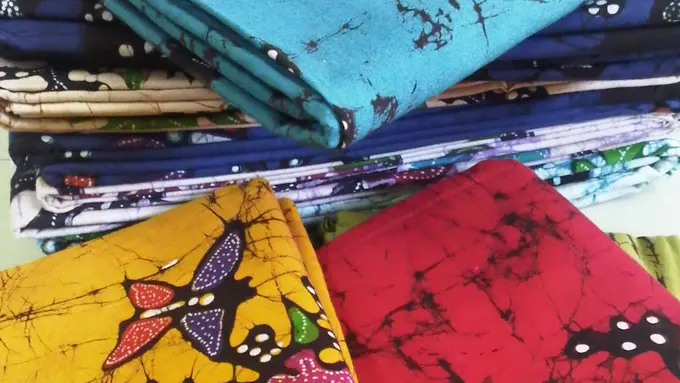 Begini Cara Merawat Batik Tulis Kesayangan Agar Tetap Awet