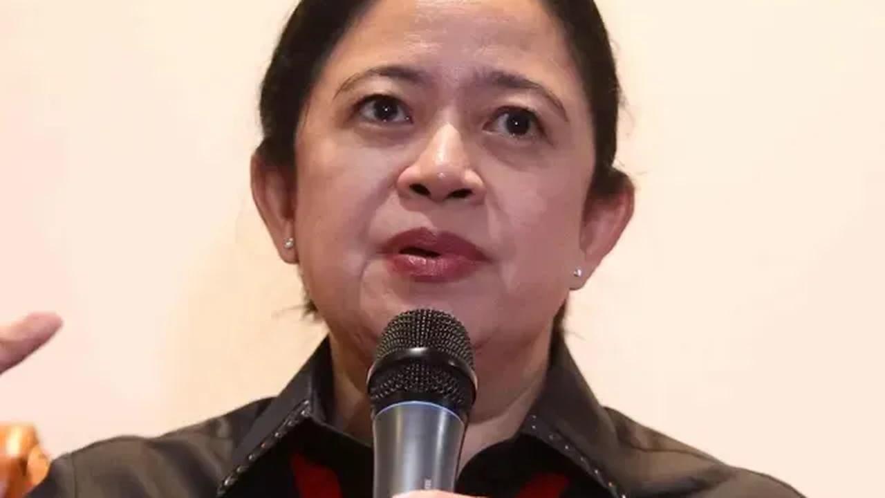 Namun Puan mengatakan, PDIP masih akan melihat dulu reaksi publik terkait dengan baju hitam putih dikenakan Ganjar tersebut.