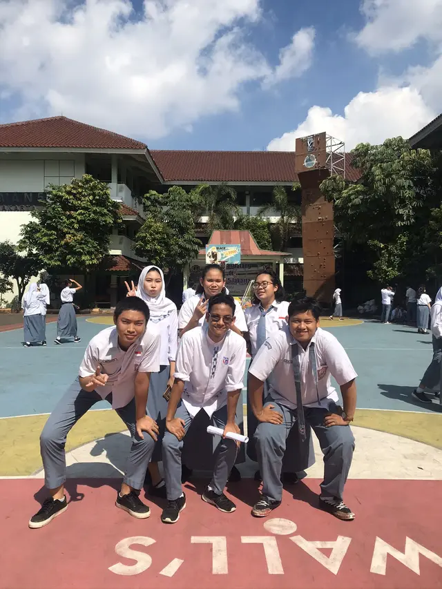 Di Tengah Pandemi Corona, Remaja Ini Jadikan Musik sebagai Sahabat