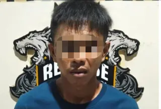 Polisi meringkus pria berinisial M (35), warga Kecamatan Candipuro, Kabupaten Lampung Selatan dalam kasus pencurian uang tunai Rp 40 juta. (Liputan6.com/Istimewa).