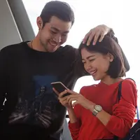 inilah beberapa gestur yang membuat pria jatuh cinta/shutterstock/stockphoto mania