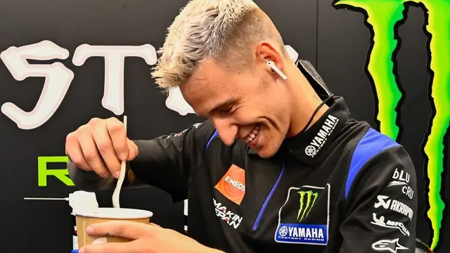 6 Aksi Fabio Quartararo yang Curi Perhatian di Mandalika, Tiru Gerakan Pawang Hujan