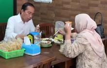 Momen Romantis Jokowi dan Iriana Makan Sate Kambing Favorit, Santai usai Tak Sibuk Urus Negara