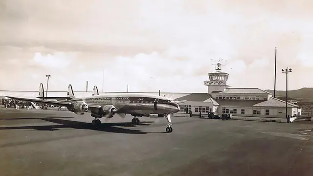 Flying Tiger Line Flight 739