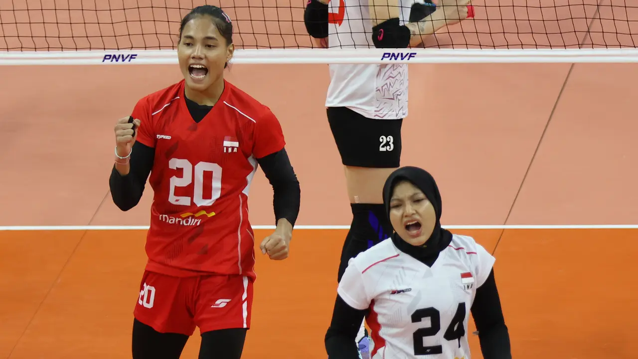 Foto: Sempat Curi Satu Set, Junaida Santi Dkk Tumbang dari Vietnam pada Laga Penutup Grup B AVC Challenge Cup 2024