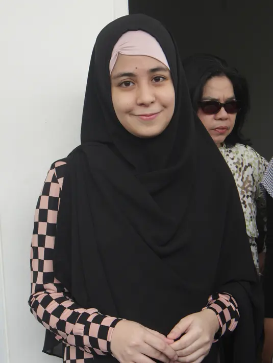 Perpisahan Risty Tagor dan Stuart Collin diperkuat dengan dihapusnya foto-foto Stuart yang selama ini sempat beredar di akun Instagram Risty. (Galih W. Satria/Bintang.com)