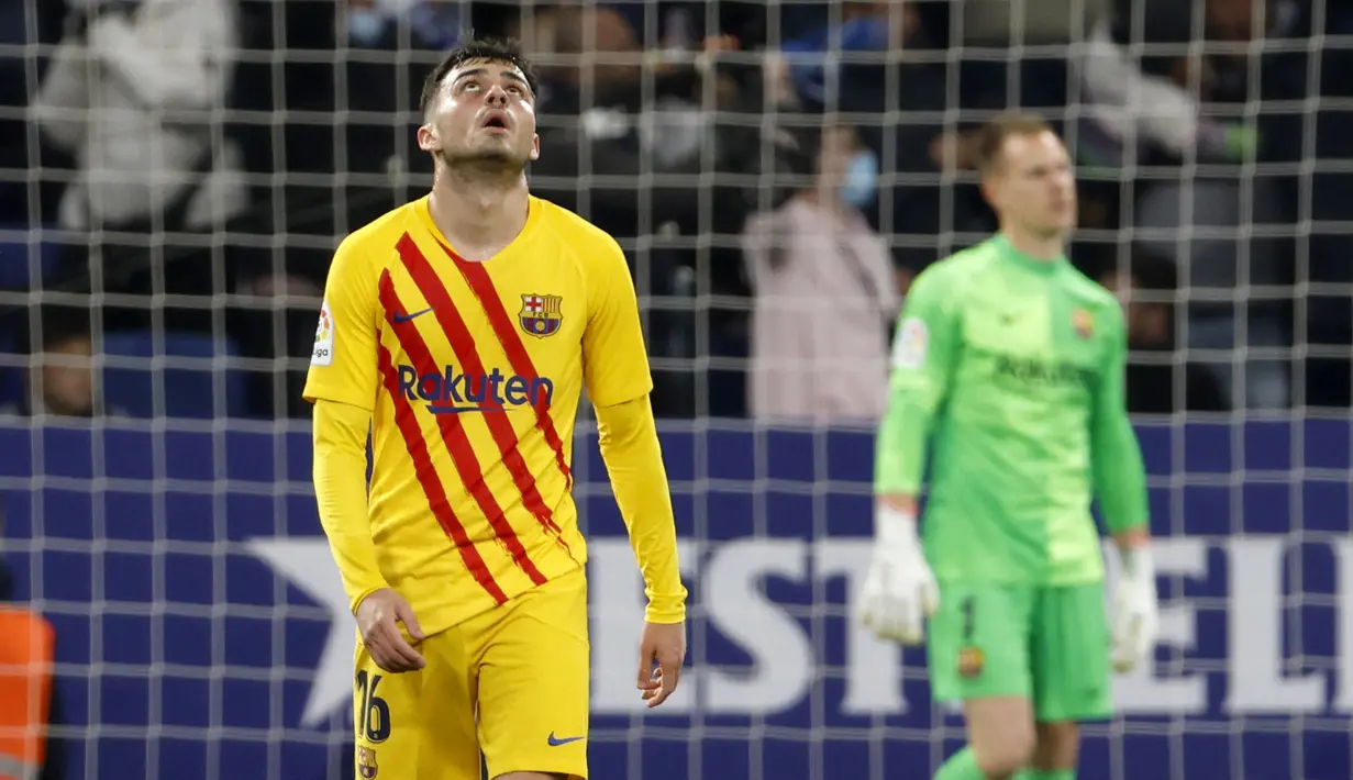 Espanyol berbalik unggul pada babak kedua lewat gol Raul de Tomas pada menit ke 64. (AP/Joan Monfort)