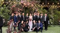 Pernikahan Ryeowook dan Ari Tahiti dihadiri seluruh member Super Junior. [Foto: Koreaboo]
&nbsp;
