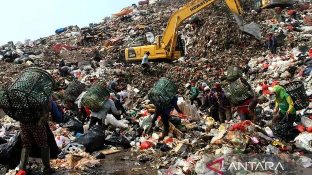 Legislator Desak Pemprov DKI Hentikan Solusi Tambal Sulam Pengelolaan Sampah DKI Jakarta di Bantar Gebang