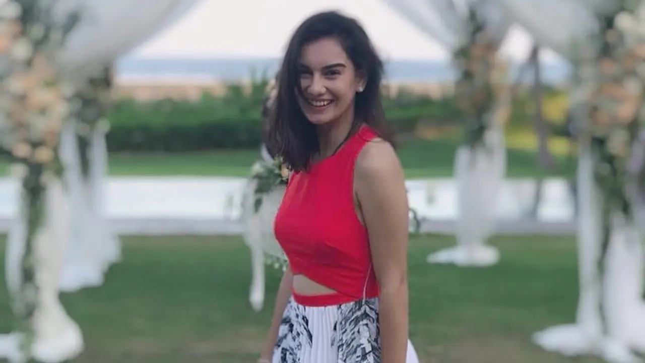 [Bintang] Irish Bella