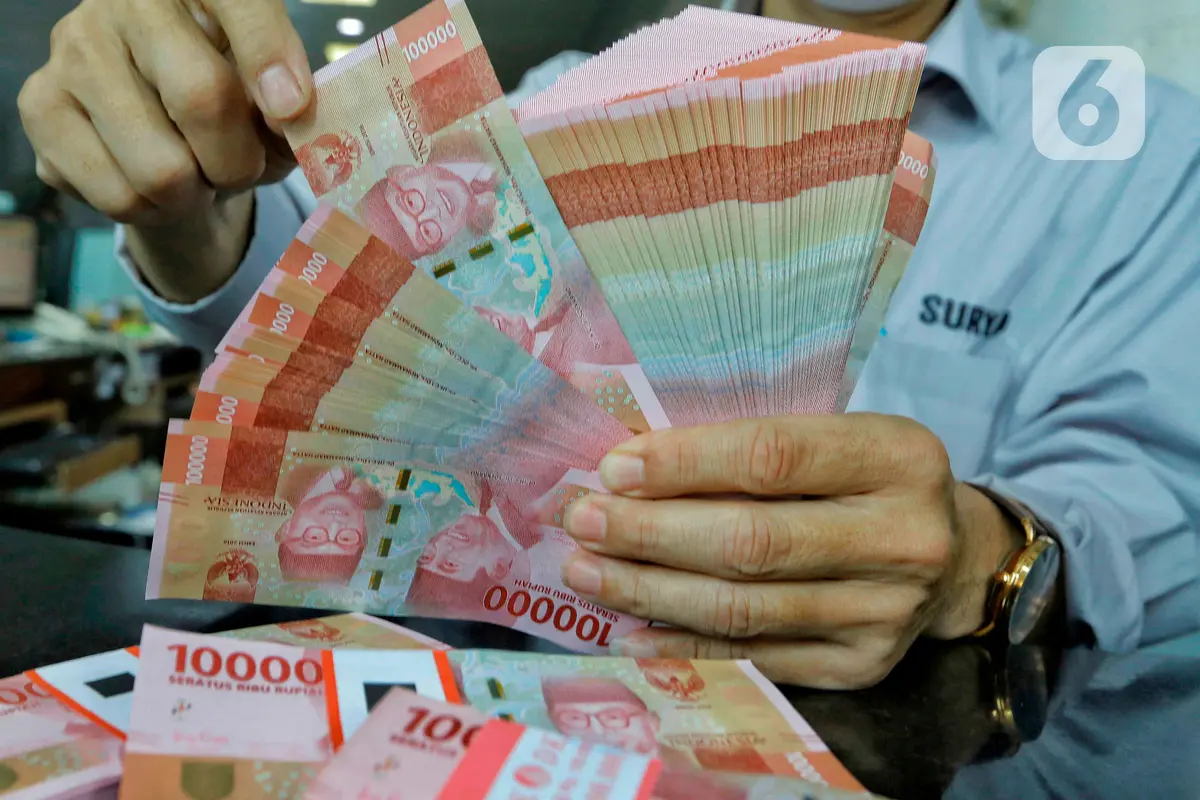 Rupiah Hari Ini Melejit ke 17.921 per Dolar AS