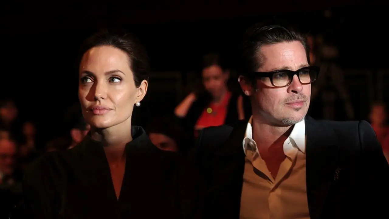 Angelina Jolie dan Brad Pitt