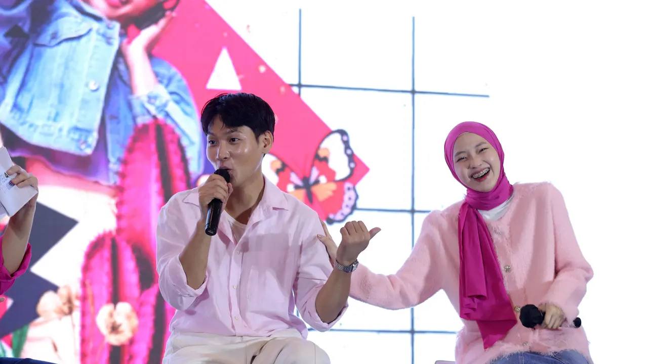 Pasangan multikultur Chef Daehoon dan Julia Prastini