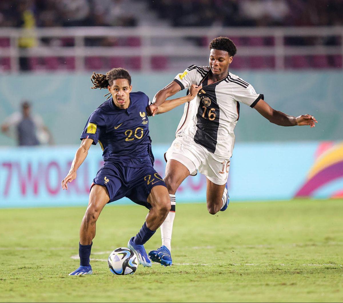 Timnas Jerman-U 17 berhasil membungkam Prancis U-17 dalam pertandingan final Piala Dunia U-17 2023 di Stadion Manahan, Surakarta, Jawa Tengah, Sabtu (2/12/2023). Tim Panser menang 4-3 lewat drama adu penalti setelah bermain imbang 2-2.