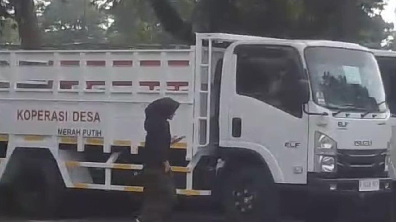 Bupati Lebak Terima 34 Truk Operasional, Perkuat Kopdes Merah Putih