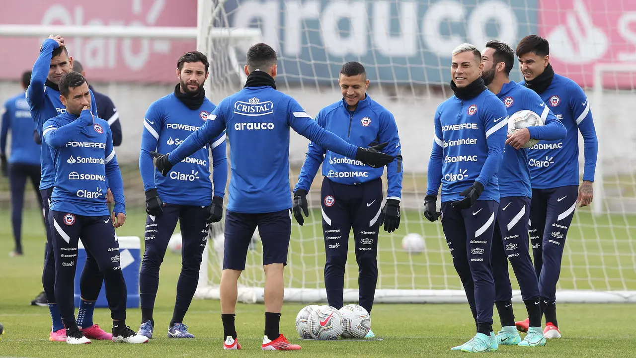 Sesi Latihan Chile Jelang Duel Lawan Brasil di Copa America 2021