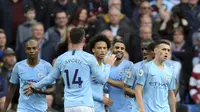 Para pemain Manchester City merayakan gol Leroy Sane ke gawang Burnley pada pekan kesembilan Liga Inggris 2018-19, Sabtu (20/10/2018). (AP Photo/Rui Vieira)