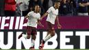 Manchester City mencetak gol ketiganya pada menit 75. Rodri kali ini ikut mencatatkan namanya di papan skor. Pemain asal Spanyol itu menyambar bola liar kemelut di mulut gawang Burnley. (Nigel French/PA via AP)