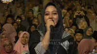 Sania Jemaah Gus Iqdam (TiukTok)