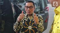 Gubernur Jawa Barat Ridwan Kamil tiba di DPP Golkar, Jakarta,Rabu (18/1/2023). Ridwan Kamil tiba pukul 17.00 WIB. (Liputan6.com/Angga Yuniar)