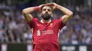 Sayap kanan Mesir yang kini berusia 32 tahun, Mohamed Salah didatangkan Liverpool pada awal musim 2017/2018 dari klub Serie A, AS Roma dengan nilai transfer 42 juta euro. Tengah menjalani musim ke-8 hingga kini, ia telah tampil dalam 351 laga bareng The Reds di semua kompetisi dengan torehan 213 gol dan 90 assist. (AP Photo/Alastair Grant)