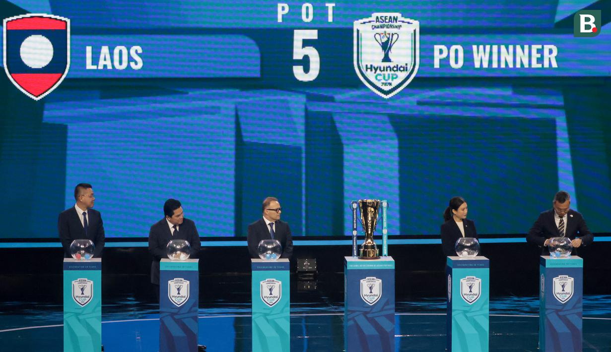 Prosesi drawing ASEAN Hyundai Cup berlangsung di Studio RCTI Plus, Kebon Jeruk, Jakarta Barat, Kamis (15/1/2026). (Bola.com/Nur Iman Ali)