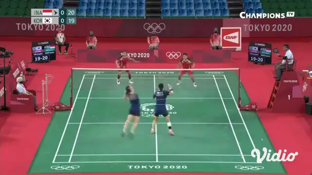 Ganda putri badminton Indonesia Greysia/ Apriyani sukses singkirkan pasangan Lee Sohee / Shin Seungchan dari Korea Selatan dua gim langsung. Permainan berakhir dengan skor 21-19 dan 21-17. Kemenangan ini membawa Greysia/ Apriyani lolos ke babak final...