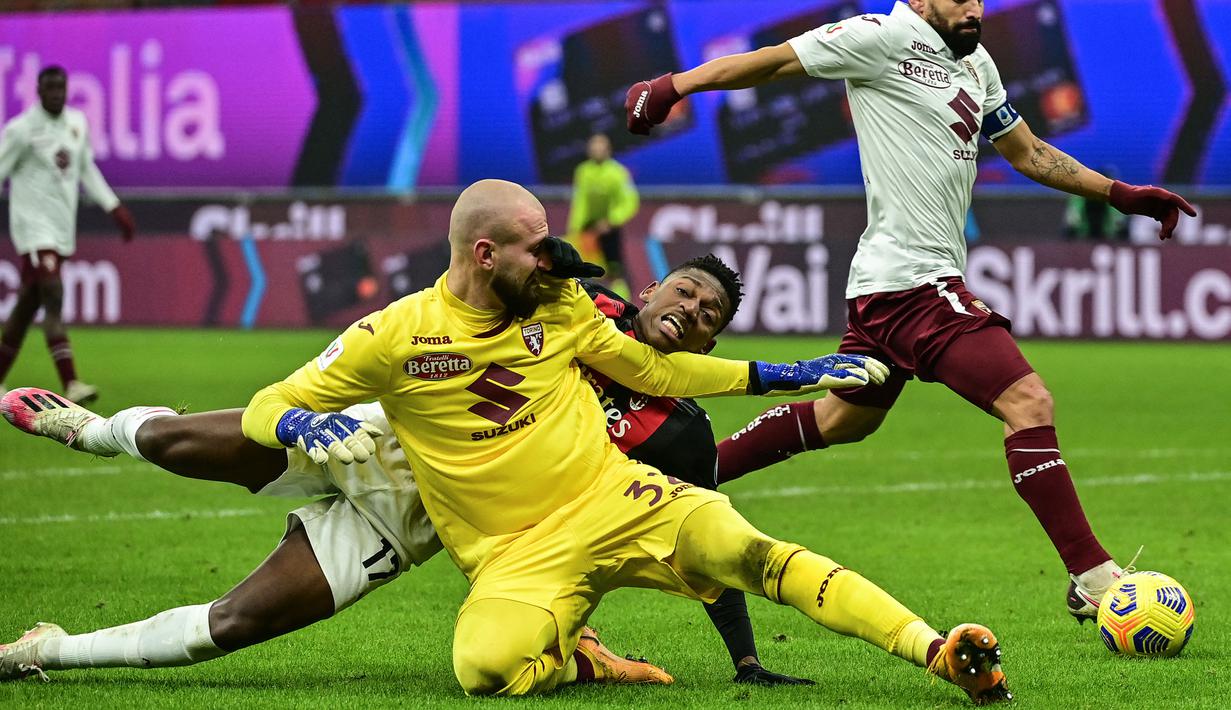 Sementara sang adik, Vanja Milinkovic-Savic juga kini ikut berkarier di klub Liga Italia bersama Torino. Ia mulai diperhitungkan sebagai kiper berbakat setelah memperkuat Torino pada tahun 2020 hingga saat ini. (AFP/Miguel Medina)
